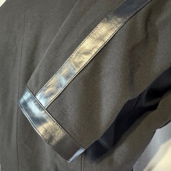 (S) LARRY LEVINE Stretch Black Jacket with Faux Leather Trim - Picture 7 of 11